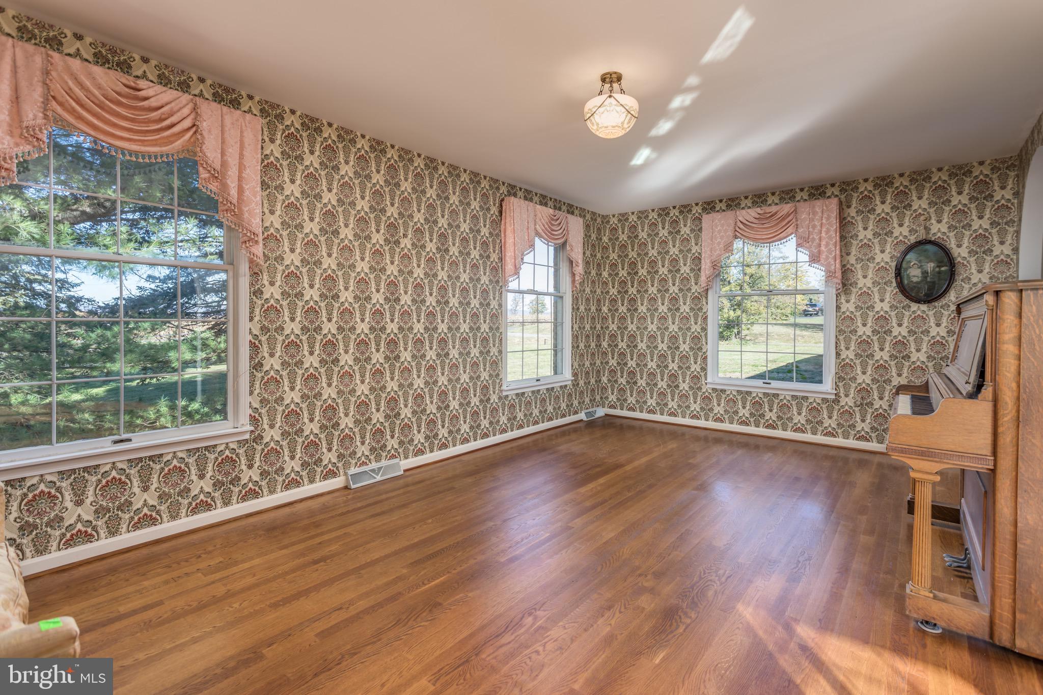 1249 Hites Road Middletown, VA 22645 - Photo 10 of 26 Gallery Image 10