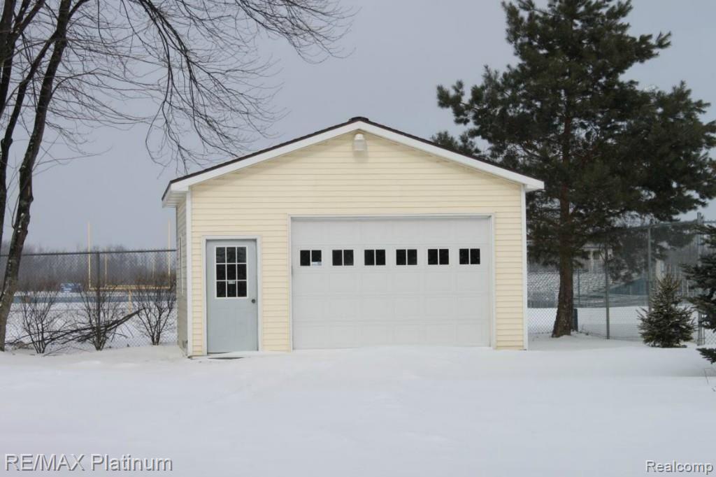 4162 Lahring Road Linden, MI 48451 - Photo 19 of 19 Second Garage - Insulated - Power - Heated