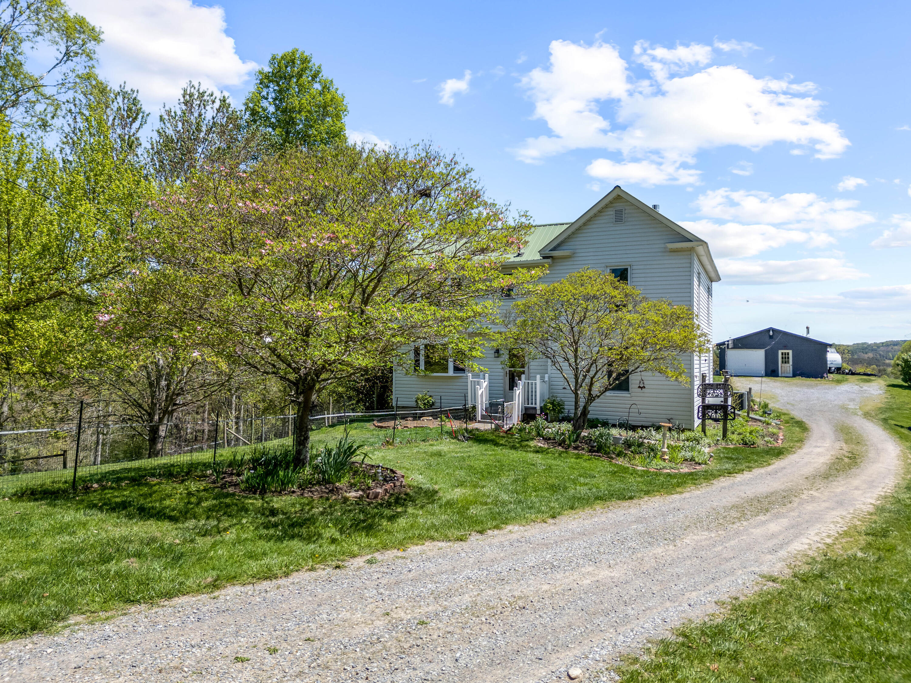 771 White Oak Grove Road Northeast Riner, VA 24149 - Photo 8 of 113 riner-148