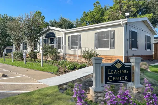 $1,314 | 516 Stafford Spring Avenue, Unit 809, Stafford, TX 77477