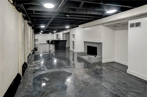 $509,900 | 1102 West 85th Terrace, Kansas City, MO 64114