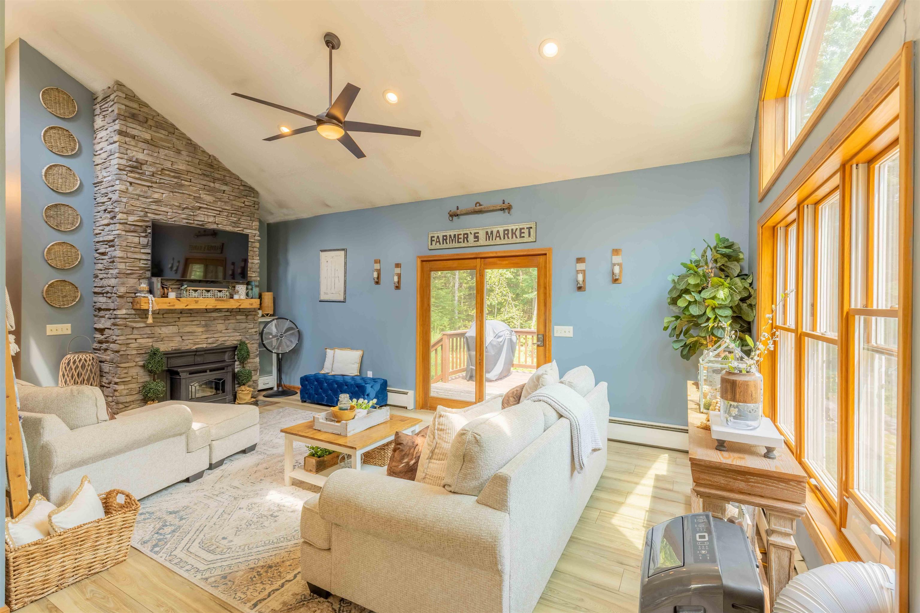 63 Partridge Drive Middleton, NH 03887 - Photo 11 of 59
