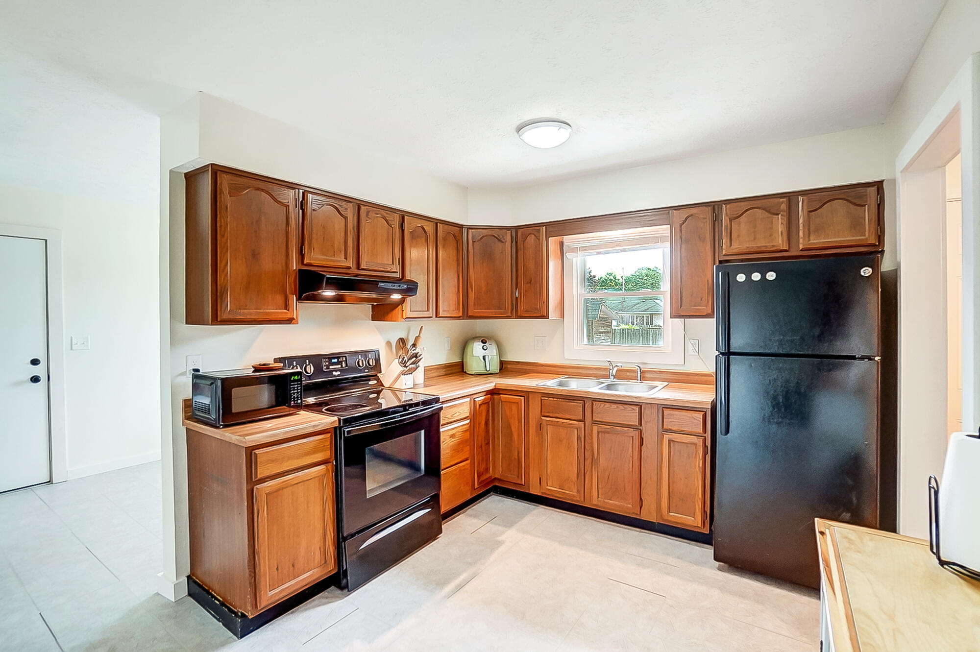 5420 Richmoor Road Springfield, OH 45503 - Photo 8 of 42