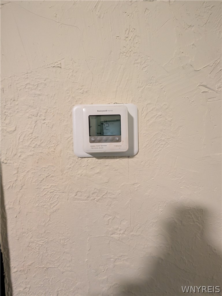 67 Barton Street Buffalo, NY 14213 - Photo 8 of 23