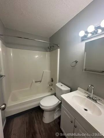 $1,500 | 175 Russett Lane, Unit 1BR BLD 11 175, Middletown, CT 06457