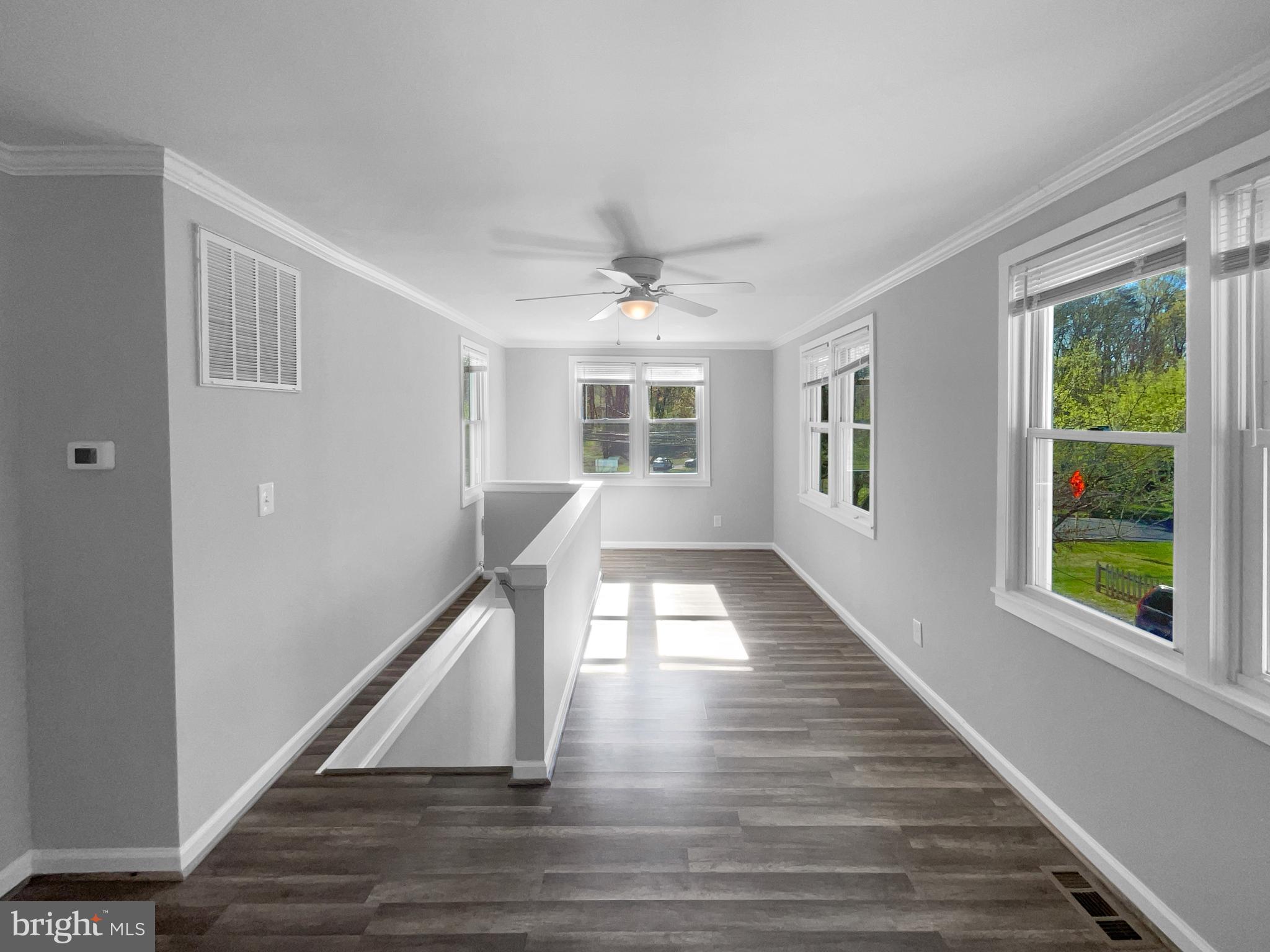 18608 Old Triangle Road Triangle, VA 22172 - Photo 3 of 19 Gallery Image 3