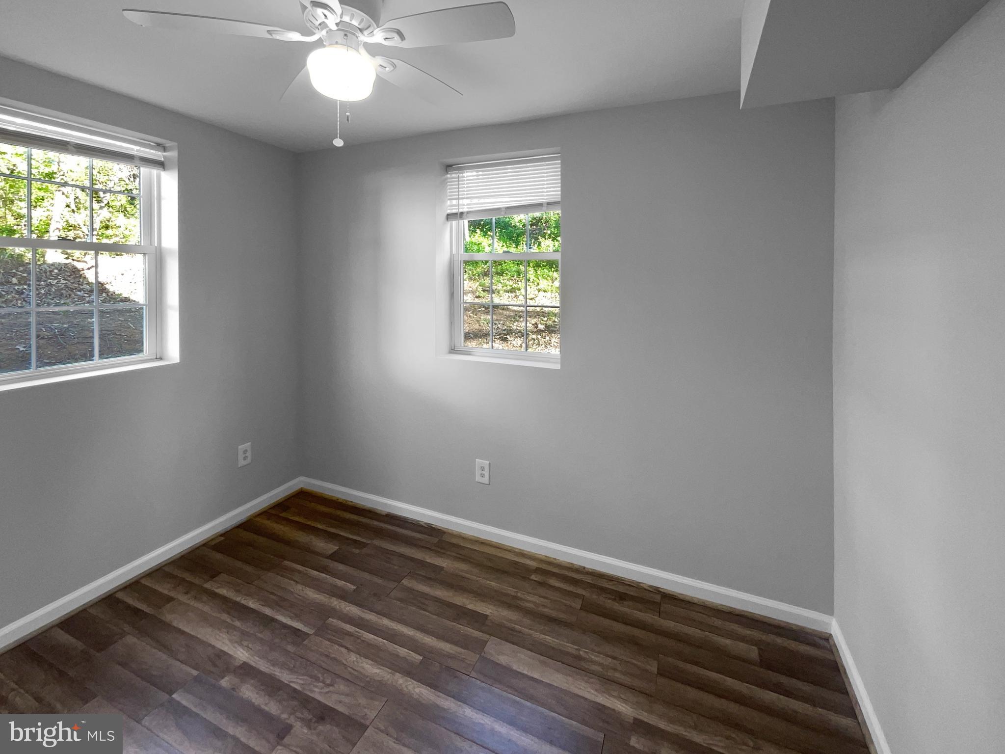 18608 Old Triangle Road Triangle, VA 22172 - Photo 10 of 19 Gallery Image 10