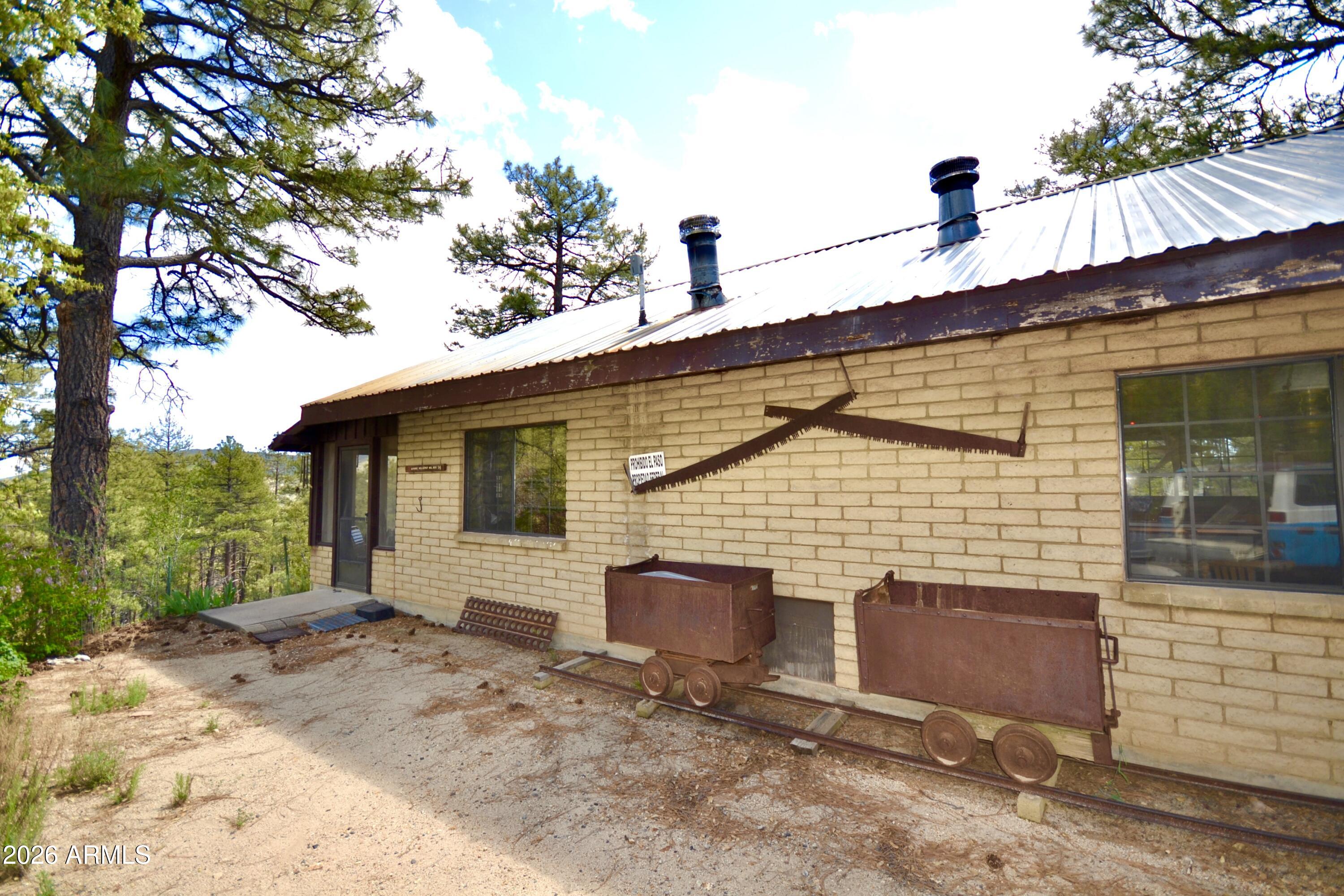 23617 South Demascus Road Crown King, AZ 86343 - Photo 12 of 52 DSC_0904