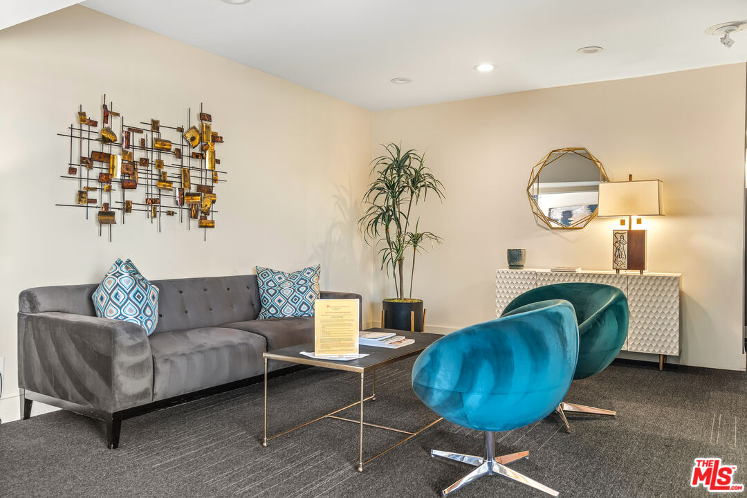 277 East Alejo Road, Unit 101 Palm Springs, CA 92262 - Photo 43 of 63