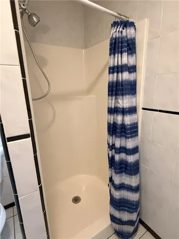 $2,250 | 66 Girard Avenue, Unit 207, Newport, RI 02840