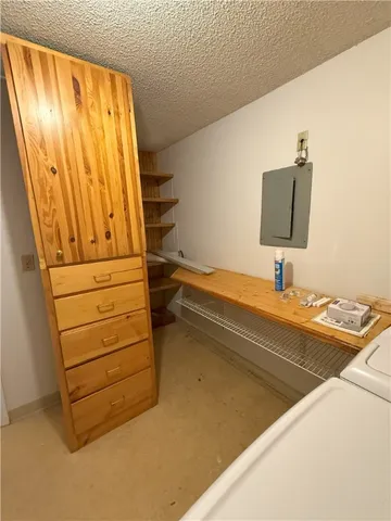 $2,250 | 66 Girard Avenue, Unit 207, Newport, RI 02840