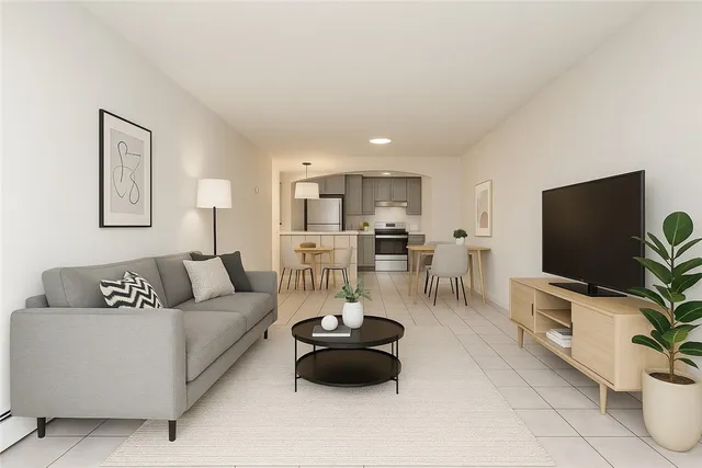 $2,250 | 66 Girard Avenue, Unit 207, Newport, RI 02840