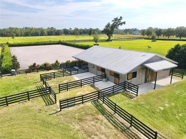 an aerial view of tennis court