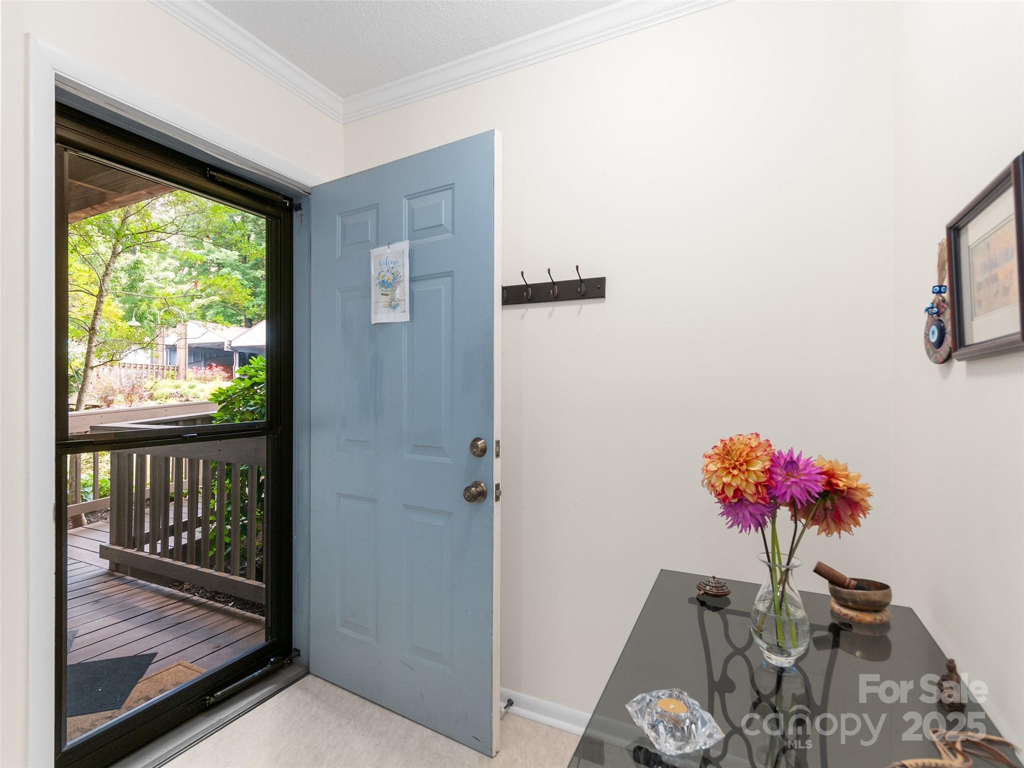 87 Willow Road, Unit D1 Waynesville, NC 28786 - Photo 4 of 36 Gallery Image 4