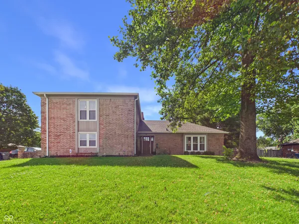 $500,000 | 7931 Buckskin Drive, Indianapolis, IN 46250