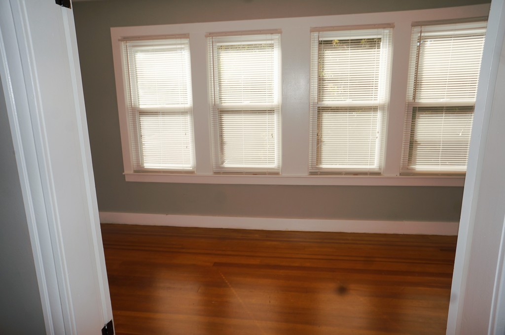 52 Granby Street Springfield, MA 01108 - Photo 20 of 23