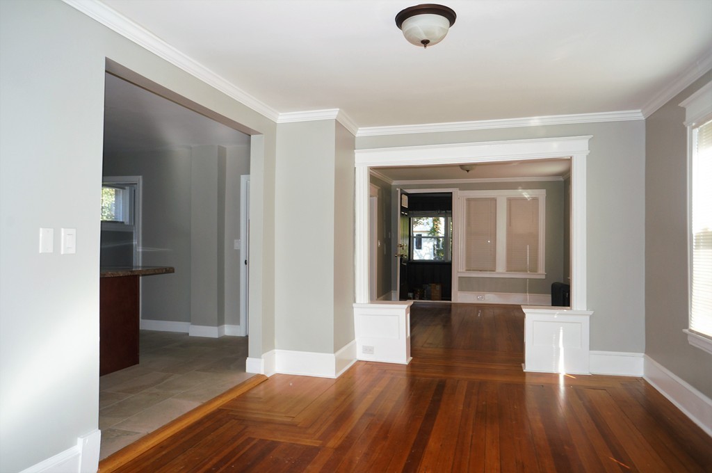 52 Granby Street Springfield, MA 01108 - Photo 8 of 23