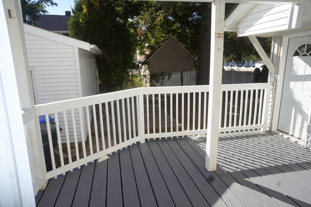 52 Granby Street Springfield, MA 01108 - Photo 10 of 23