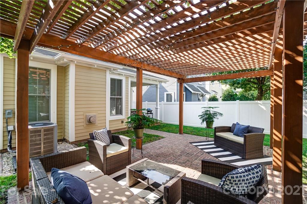 3555 Richard's Crossing Fort Mill, SC 29708 - Photo 34 of 37 a outdoor living space with furniture and garden view