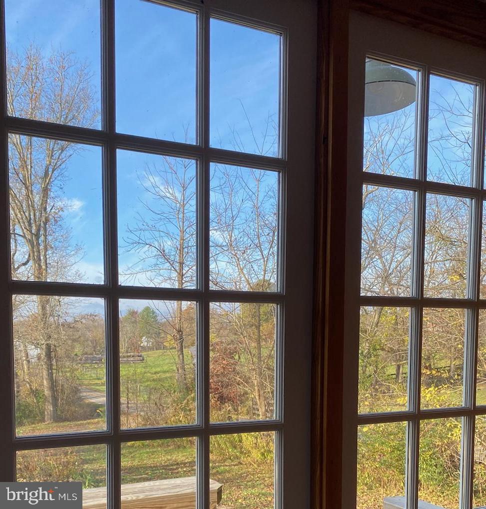 1651 Blue Ridge Farm Road Upperville, VA 20184 - Photo 20 of 41 mud roomviews