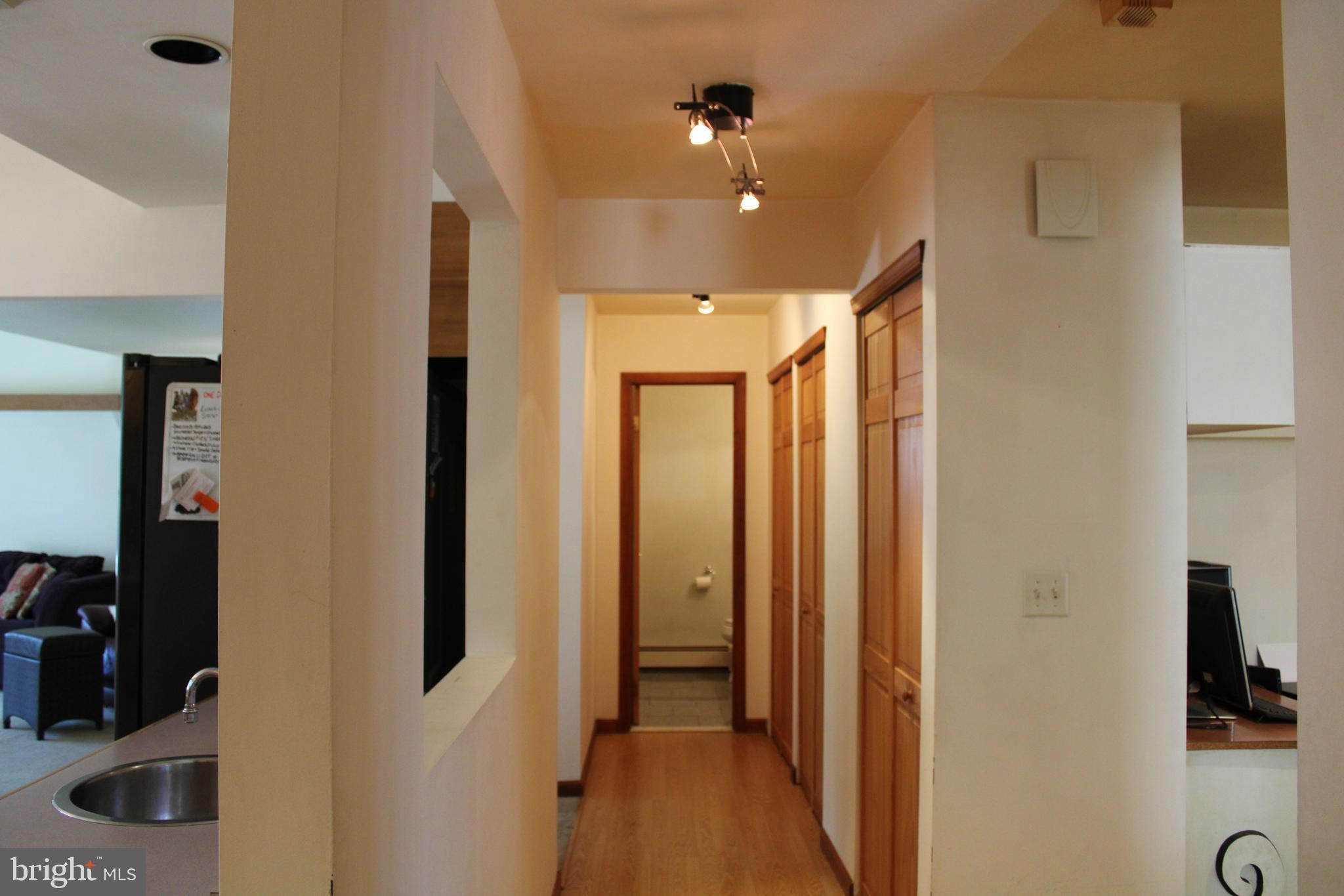 15158 Wayside Road Philadelphia, PA 19116 - Photo 13 of 44