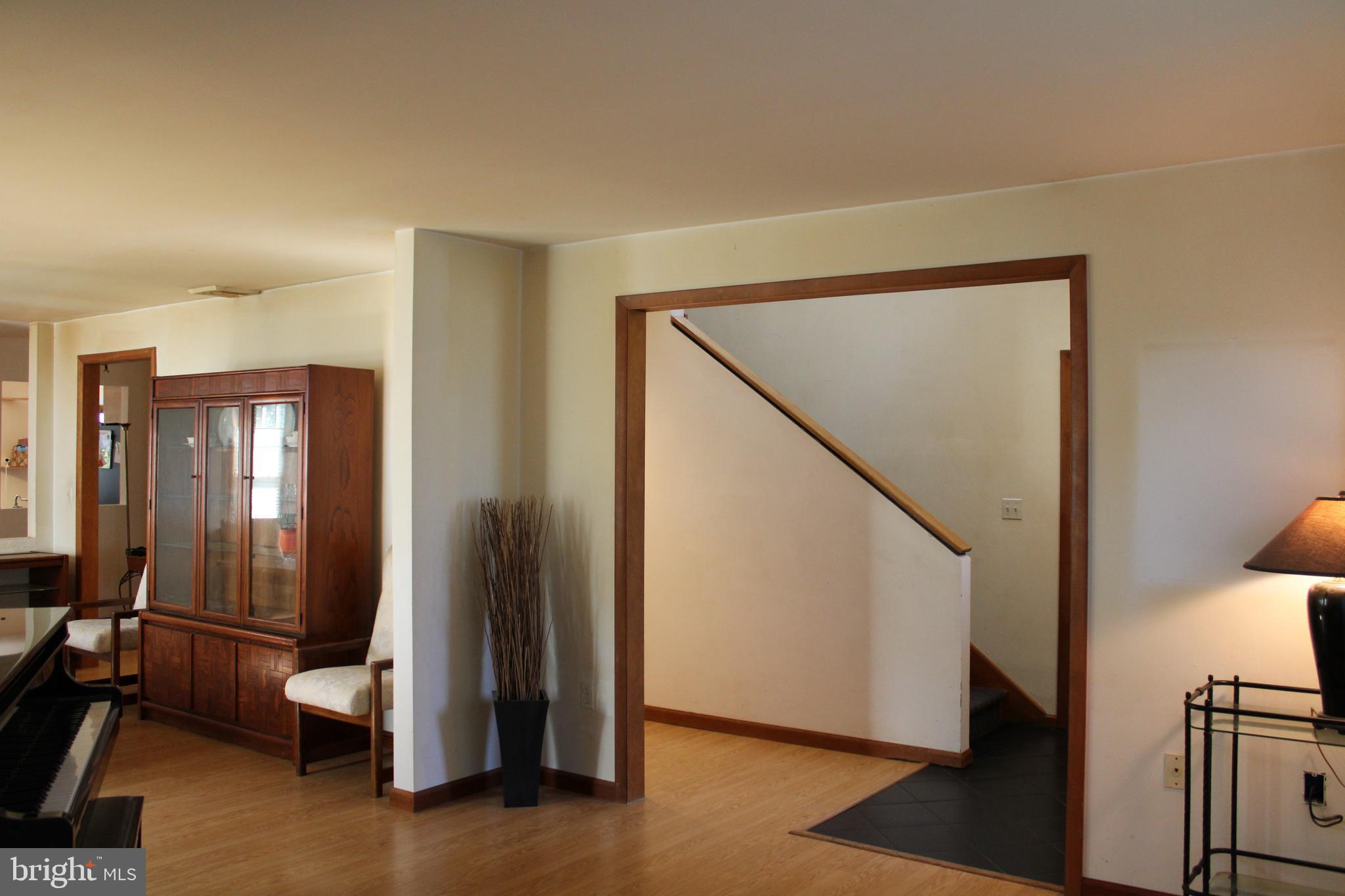 15158 Wayside Road Philadelphia, PA 19116 - Photo 21 of 44