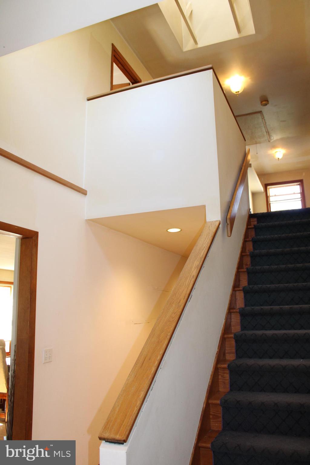 15158 Wayside Road Philadelphia, PA 19116 - Photo 22 of 44