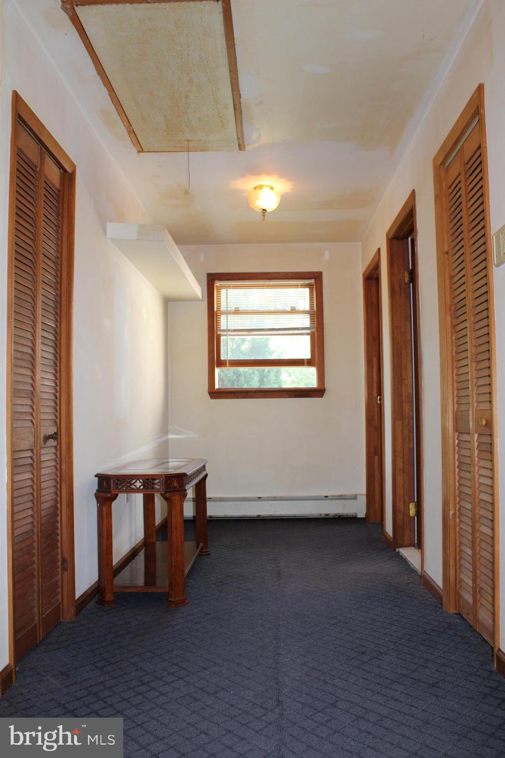 15158 Wayside Road Philadelphia, PA 19116 - Photo 23 of 44