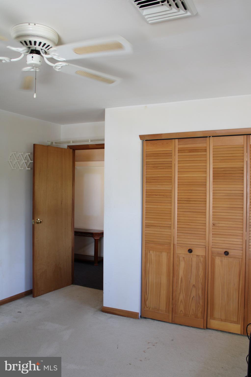 15158 Wayside Road Philadelphia, PA 19116 - Photo 32 of 44