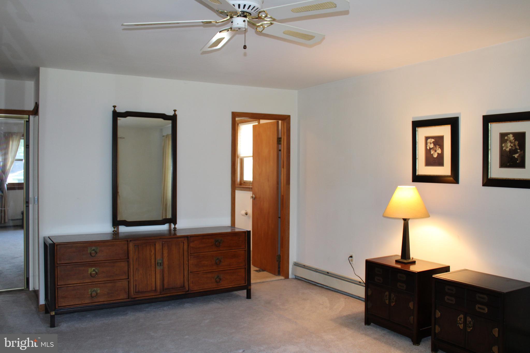 15158 Wayside Road Philadelphia, PA 19116 - Photo 34 of 44