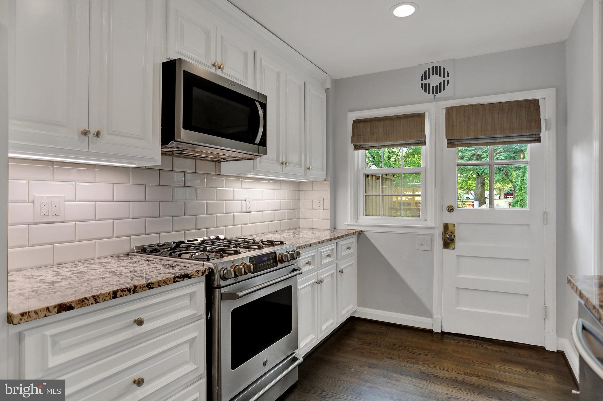 234 Gaywood Road Baltimore, MD 21212 - Photo 16 of 41