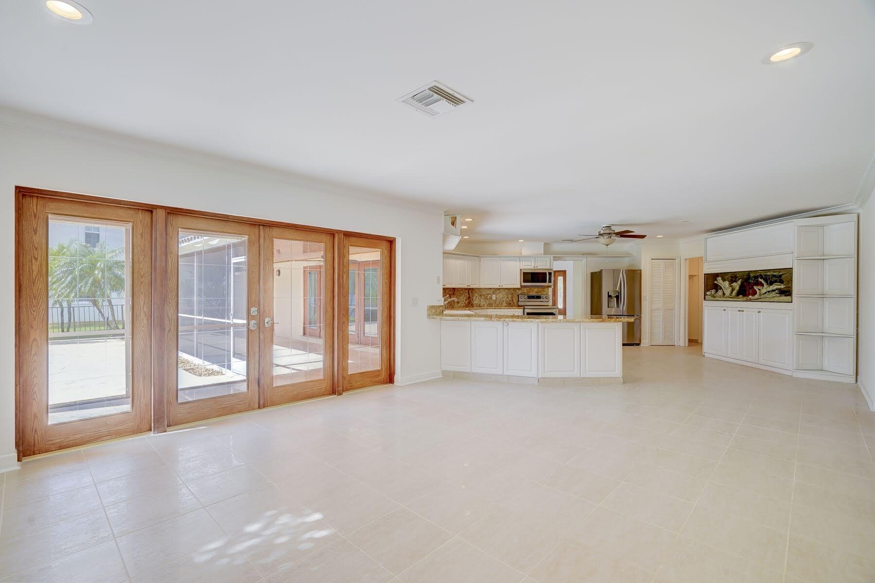 752 Southwest 36th Avenue Delray Beach, FL 33445 - Photo 13 of 40 752-36Ave-30