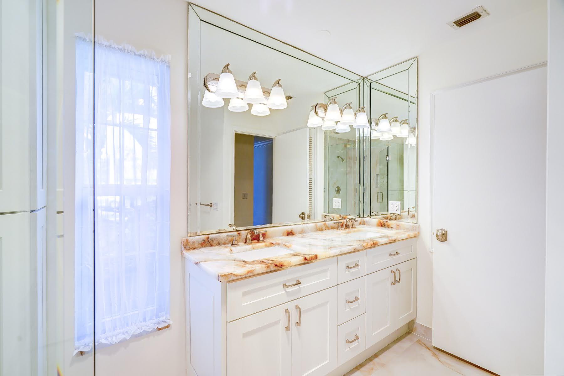 752 Southwest 36th Avenue Delray Beach, FL 33445 - Photo 21 of 40 752-36Ave-18
