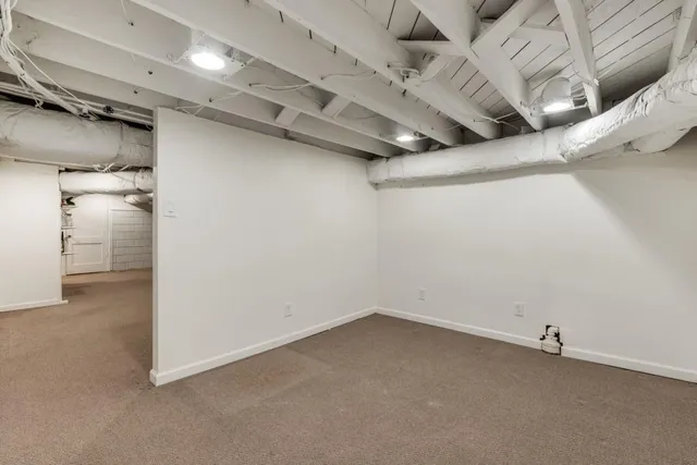 an empty room with a empty space