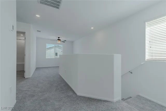 $2,200 | 7859 Lacemaker Court, Las Vegas, NV 89113