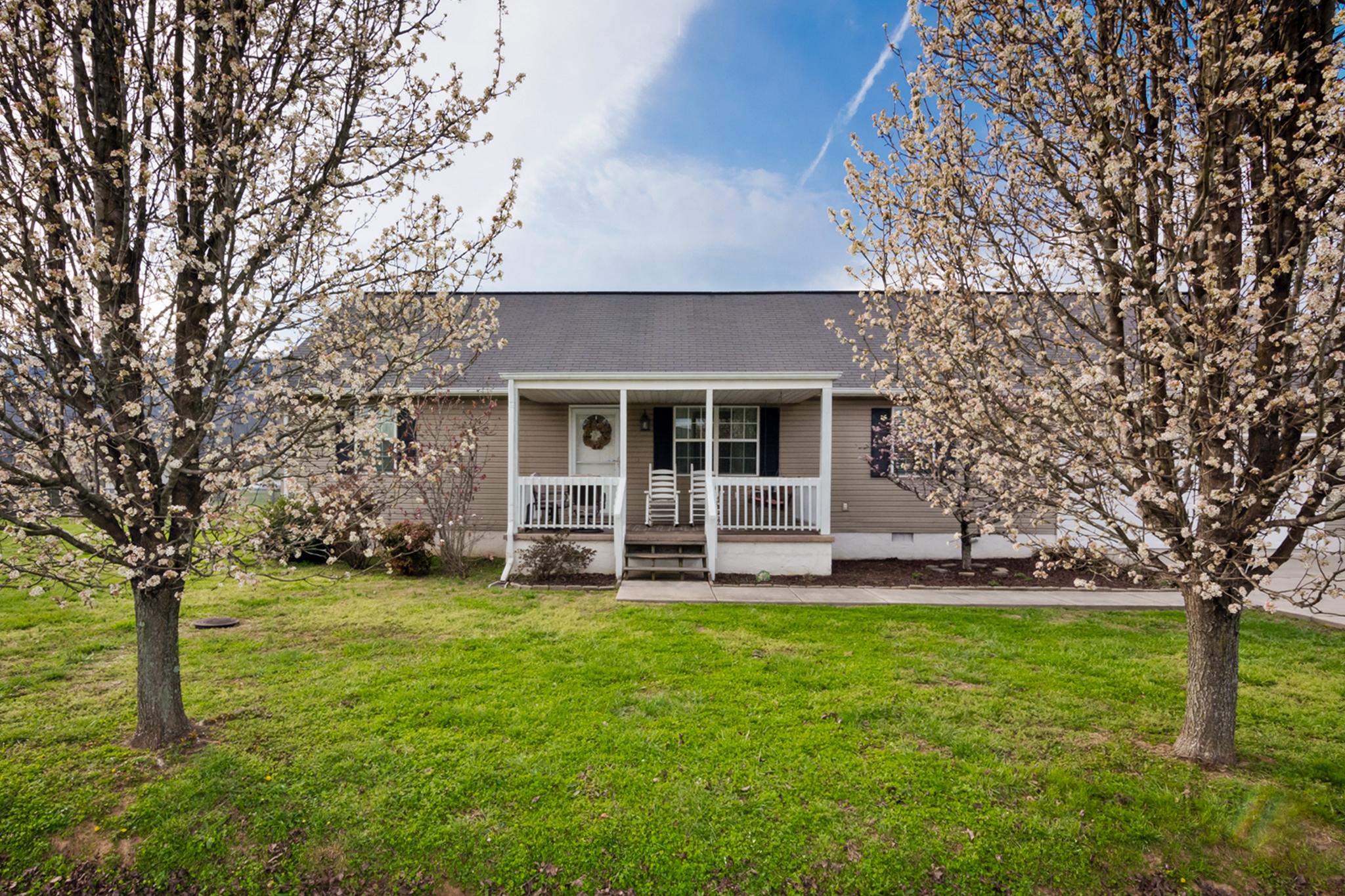 134 Mill Run Road Dunlap, TN 37327 - Photo 32 of 38 Front View