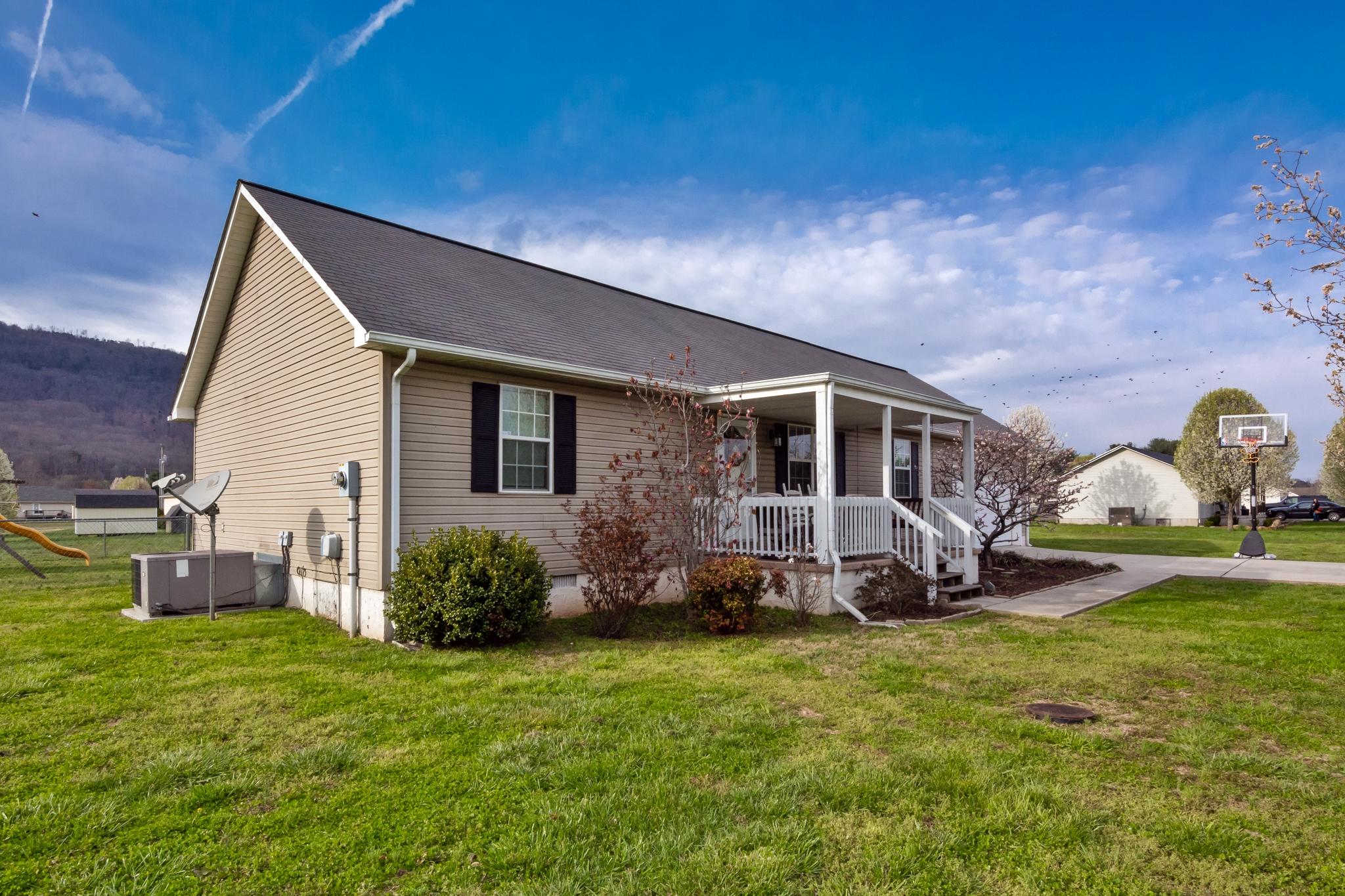 134 Mill Run Road Dunlap, TN 37327 - Photo 34 of 38 Front Left Side
