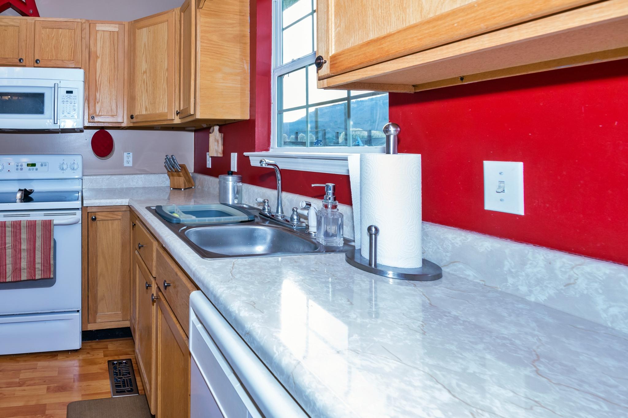 134 Mill Run Road Dunlap, TN 37327 - Photo 9 of 38 Kitchen Counters