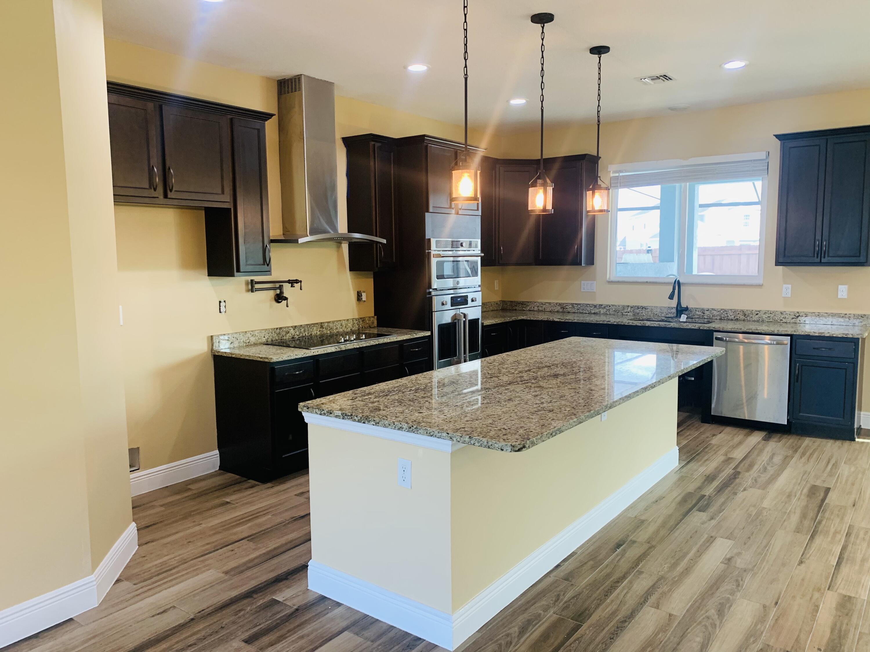 520 Southwest Rabbit Avenue Port St. Lucie, FL 34953 - Photo 5 of 15 Kitchen 2