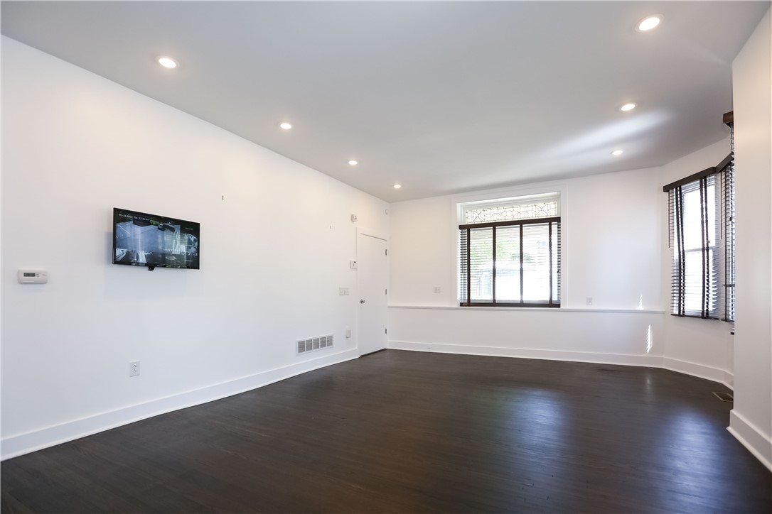71 Rutgers Street Rochester, NY 14607 - Photo 15 of 22 Gallery Image 15