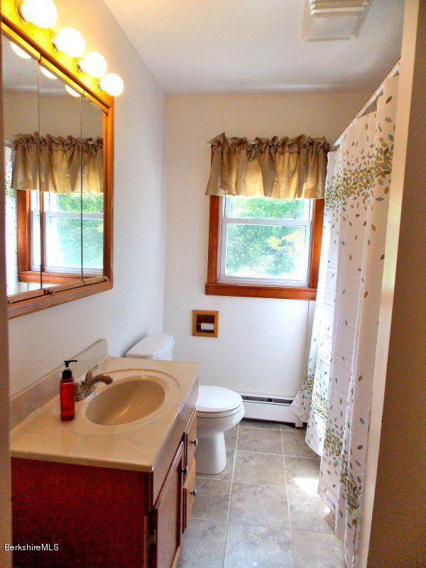 767 Reservoir Road North Adams, MA 01247 - Photo 17 of 28 17 Bathroom