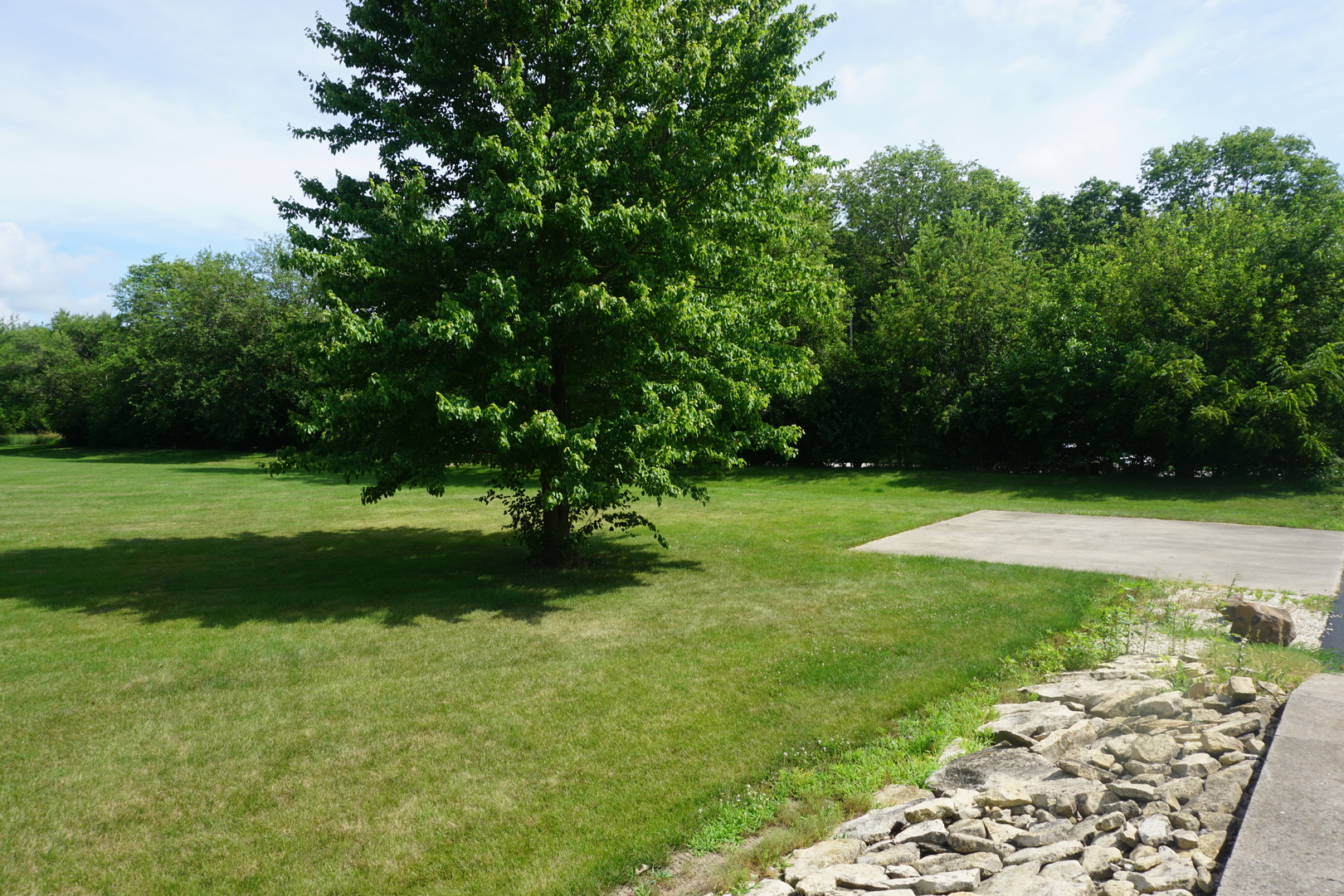 4914 Highway 113 Kankakee, IL 60901 - Photo 49 of 54 a view of a garden