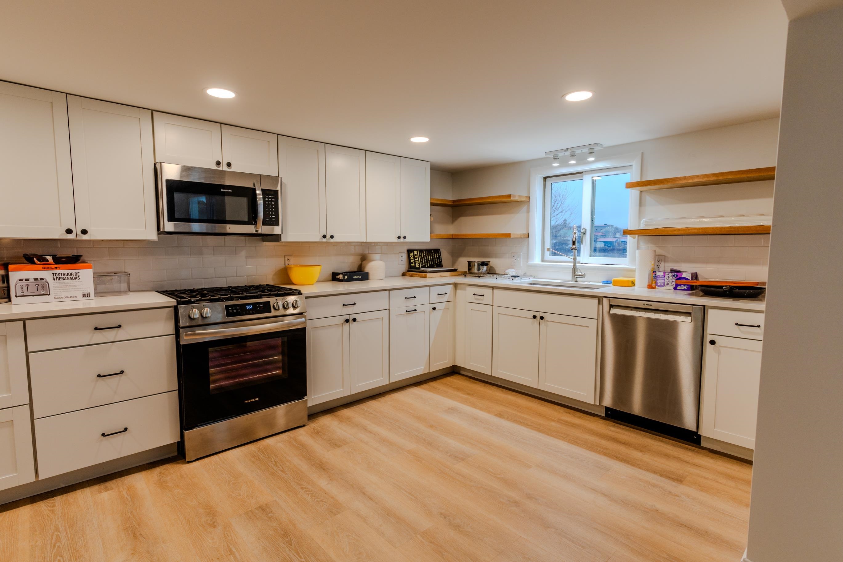 326 Glen Road Newport, VT 05855 - Photo 3 of 56