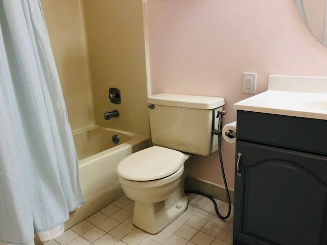 9301 Southwest 130th Street Miami, FL 33176 - Photo 9 of 13 a bathroom with a sink and a toilet