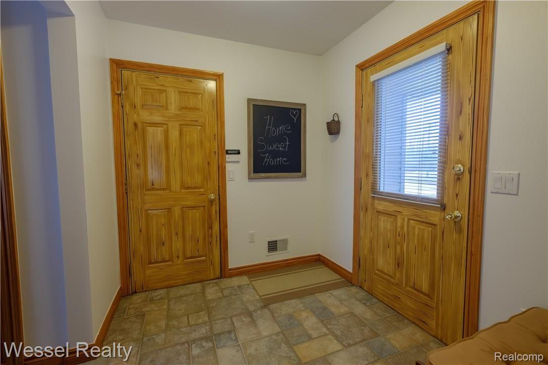 390 Nolan Road Goodells, MI 48027 - Photo 30 of 54 Nolan-030.jpg