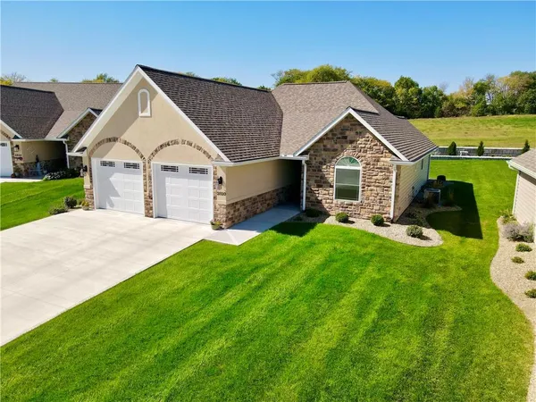 $479,900 | 2820 Tranquility Court, Maryville, MO 64468