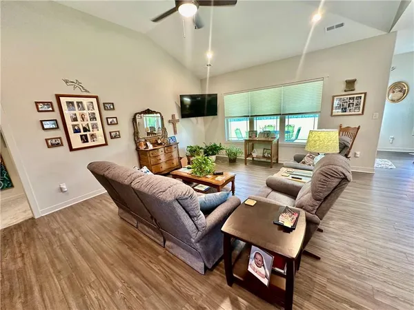 $479,900 | 2820 Tranquility Court, Maryville, MO 64468