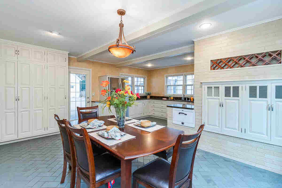 1312 Middle Road Bettendorf, IA 52722 - Photo 13 of 24 Gallery Image 13