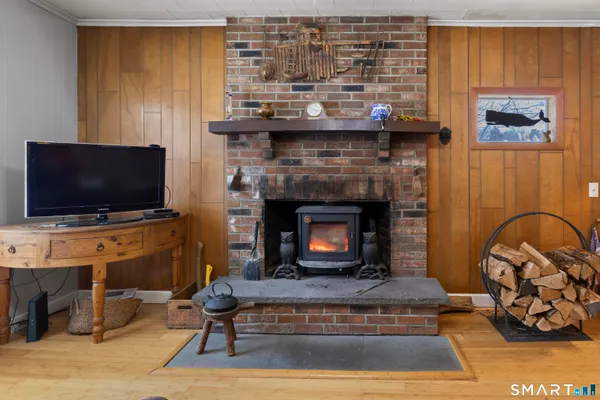 $325,000 | 37 Cady Street, Killingly, CT 06239