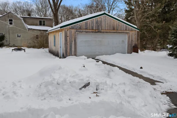 a view of backyard of house